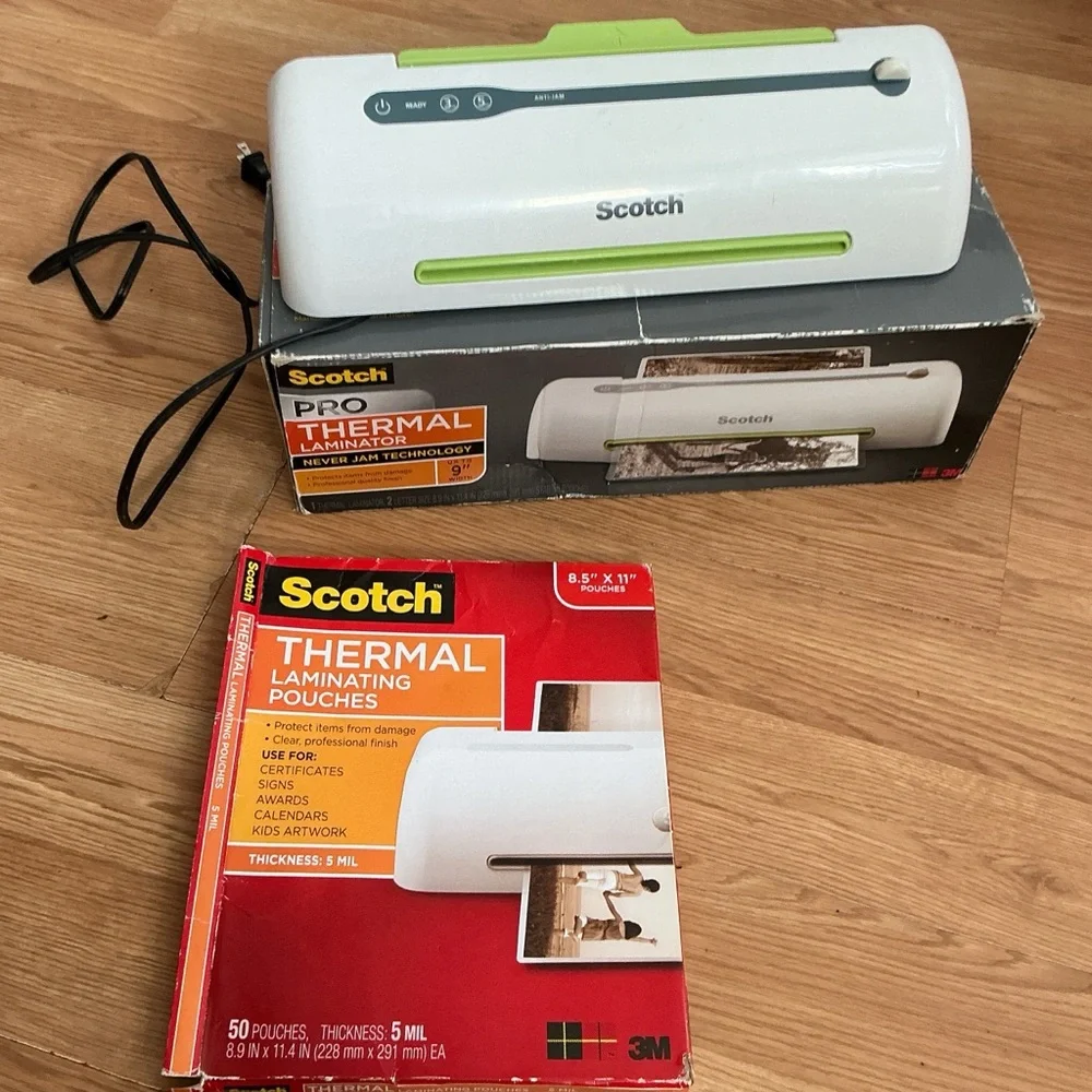 Scotch Pro Thermal Laminator 9 Inch Never Jam Technology with Laminating Pouches